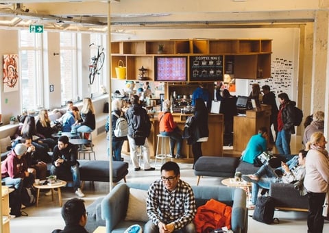 How to balance automation with authenticity in Guest Communication