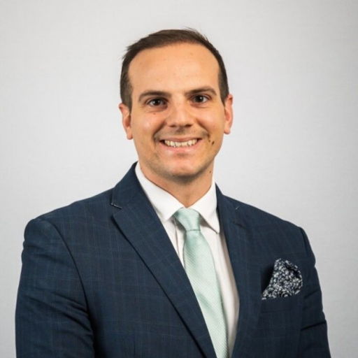 /images/default-avatar.png
