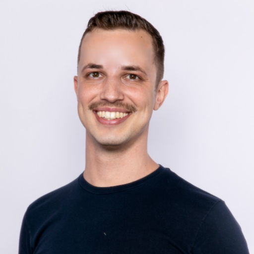 /images/default-avatar.png