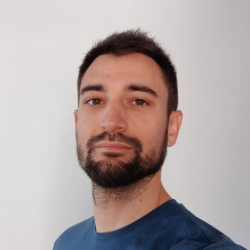 /images/default-avatar.png