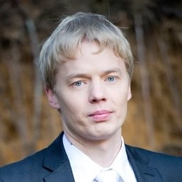 /images/default-avatar.png
