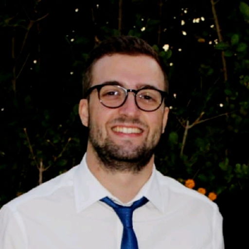 /images/default-avatar.png