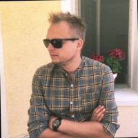 /images/default-avatar.png