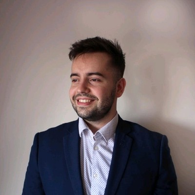 /images/default-avatar.png