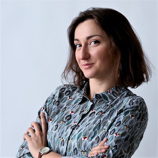 /images/default-avatar.png