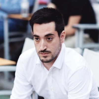 /images/default-avatar.png
