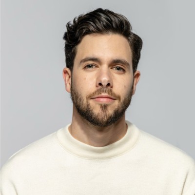 /images/default-avatar.png