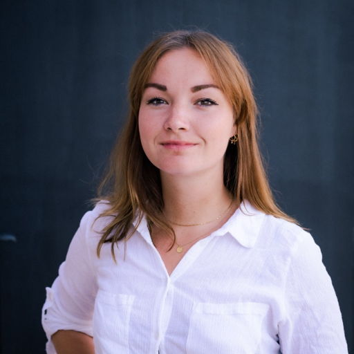 /images/default-avatar.png
