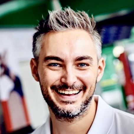 /images/default-avatar.png