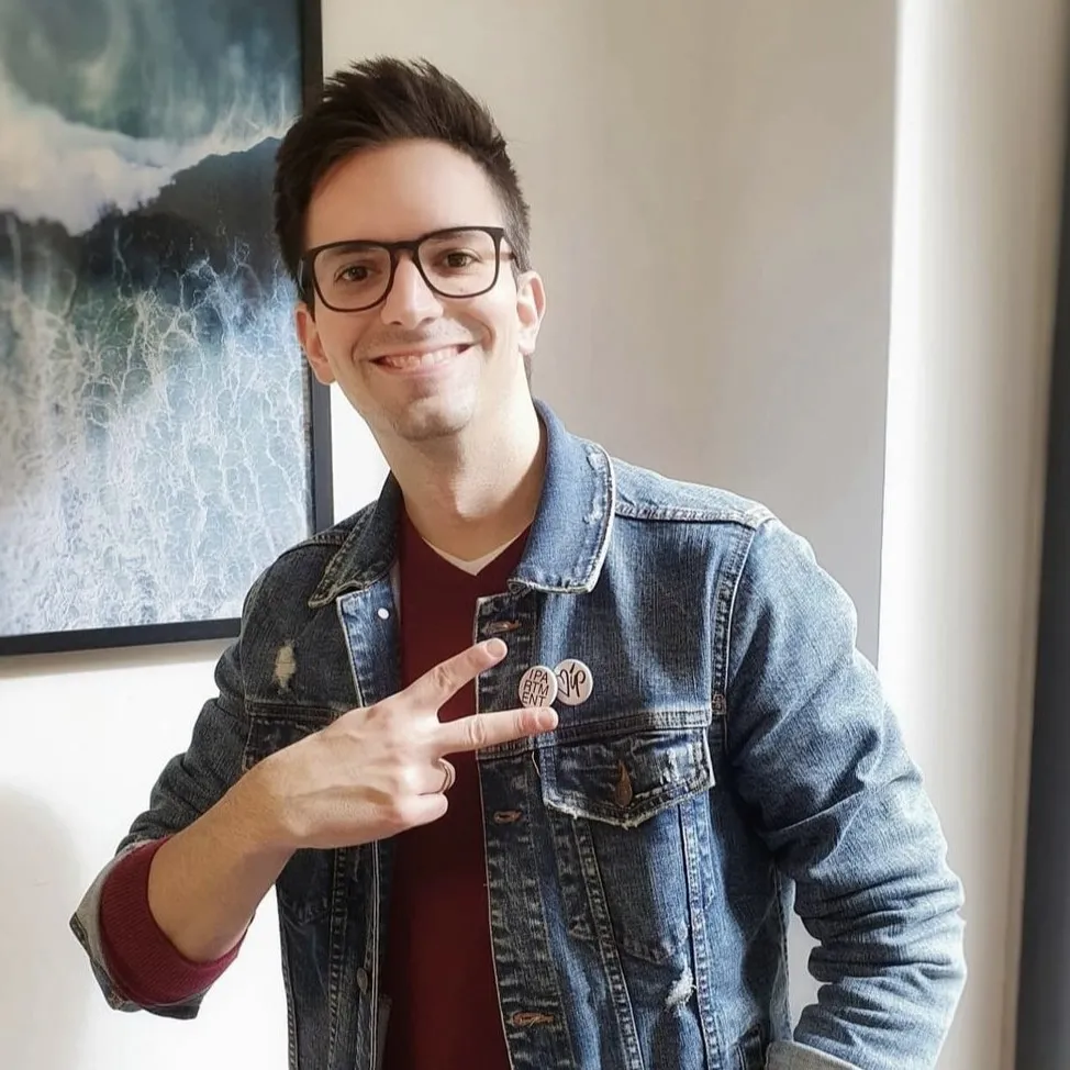 default-avatar.png