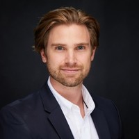 /images/default-avatar.png